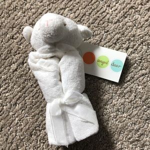 NWT plush animal blankie